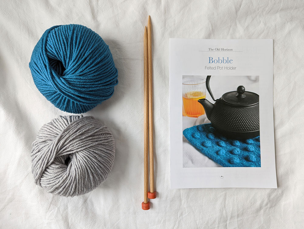 Bobble Felted Potholder Knitting Kit - The Old Horizon