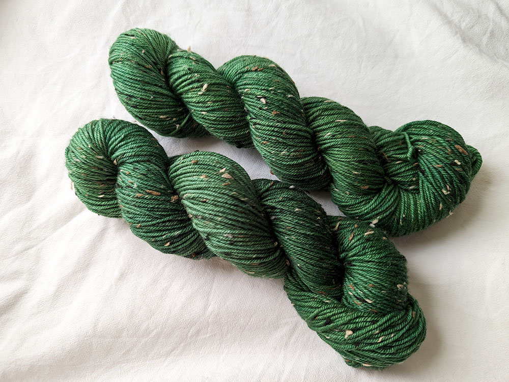 DK - Forest Green Tweed Hand Dyed Yarn - The Old Horizon